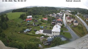 Obec Mikulovice - Pohled na Jeseniky - 11.6.2026 v 06:02 Obec Mikulovice - Pohled na Jeseniky - 11.6.2026 v 06:02