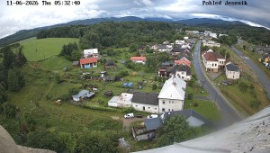 Obec Mikulovice - Pohled na Jeseniky - 11.6.2026 v 06:32 Obec Mikulovice - Pohled na Jeseniky - 11.6.2026 v 06:32