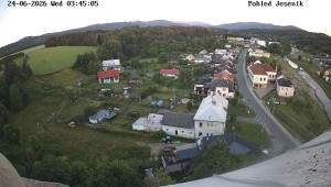 Gmina Mikulovice - Widok na Jesioniki - 24.6.2026 v 04:45 Gmina Mikulovice - Widok na Jesioniki - 24.6.2026 v 04:45