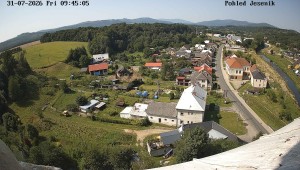 Gemeinde Mikulovice - Blick auf das Jeseníky-Gebirge - 31.7.2026 v 10:45 Gemeinde Mikulovice - Blick auf das Jeseníky-Gebirge - 31.7.2026 v 10:45