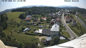 Gemeinde Mikulovice - Blick auf das Jeseníky-Gebirge - 31.7.2026 v 14:45 Gemeinde Mikulovice - Blick auf das Jeseníky-Gebirge - 31.7.2026 v 14:45