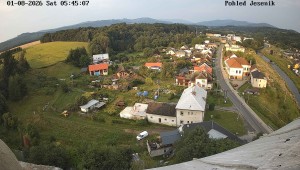 Obec Mikulovice - Pohled na Jeseniky - 1.8.2026 v 06:45 Obec Mikulovice - Pohled na Jeseniky - 1.8.2026 v 06:45