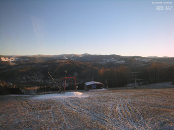 Snímek    22.11.2025 v 08:00