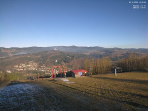 Skiareál Kamenec - Jablonec nad Jizerou - Pohled na Krkonoše - 27.12.2025 v 13:30 Skiareál Kamenec - Jablonec nad Jizerou - Pohled na Krkonoše - 27.12.2025 v 13:30