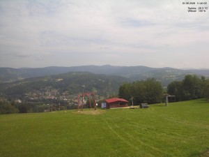 Skigebiet Kamenec – Jablonec nad Jizerou - Blick auf das Riesengebirge - 1.8.2026 v 11:45 Skigebiet Kamenec – Jablonec nad Jizerou - Blick auf das Riesengebirge - 1.8.2026 v 11:45