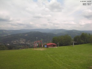Skigebiet Kamenec – Jablonec nad Jizerou - Blick auf das Riesengebirge - 1.8.2026 v 12:45 Skigebiet Kamenec – Jablonec nad Jizerou - Blick auf das Riesengebirge - 1.8.2026 v 12:45