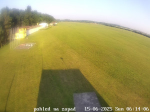 Letiště Břeclav - Areál letiště - 15.6.2025 v 06:15