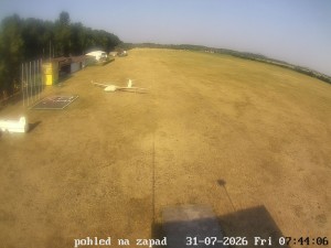 Flughafen Břeclav - Flughafengelände - 31.7.2026 v 07:45 Flughafen Břeclav - Flughafengelände - 31.7.2026 v 07:45