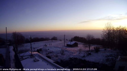 Pohled na jih, hrad Trosky