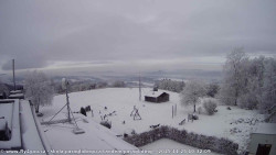 Pohled na jih, hrad Trosky