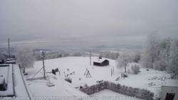 Pohled na jih, hrad Trosky