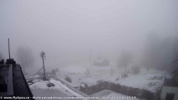 Pohled na jih, hrad Trosky