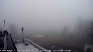 Kozákov - Pohled na jih, hrad Trosky - 7.12.2025 v 13:45 Kozákov - Pohled na jih, hrad Trosky - 7.12.2025 v 13:45