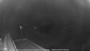 Kozákov - Pohled na jih, hrad Trosky - 25.12.2025 v 05:45