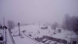 Pohled na jih, hrad Trosky