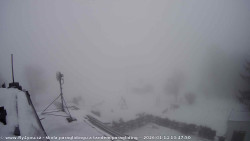 Pohled na jih, hrad Trosky