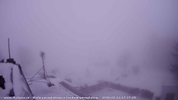 Pohled na jih, hrad Trosky