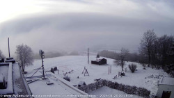 Pohled na jih, hrad Trosky