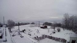 Pohled na jih, hrad Trosky