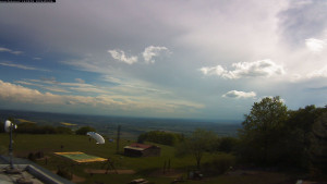 Kozákov - Pohled na jih, hrad Trosky - 6.5.2026 v 16:30