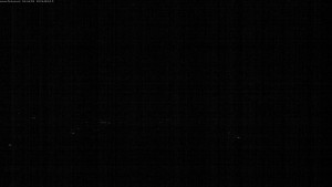 Kozákov - Blick nach Süden, Burg Trosky - 15.9.2026 v 04:45 Kozákov - Blick nach Süden, Burg Trosky - 15.9.2026 v 04:45