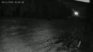 Lyžařský areál Hradiště - Sjezdovka - 5.11.2025 v 05:45 Lyžařský areál Hradiště - Sjezdovka - 5.11.2025 v 05:45