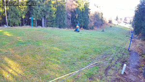 Lyžařský areál Hradiště - Sjezdovka - 5.11.2025 v 08:45 Lyžařský areál Hradiště - Sjezdovka - 5.11.2025 v 08:45