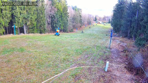Lyžařský areál Hradiště - Sjezdovka - 14.11.2025 v 08:45