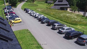 Horský hotel Čarták na Soláni - Hotel Čarták – parkoviště - 13.6.2025 v 12:00