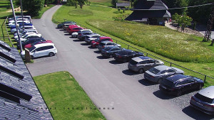 Horský hotel Čarták na Soláni - Hotel Čarták – parkoviště - 14.6.2025 v 09:55