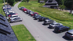 Horský hotel Čarták na Soláni - Hotel Čarták – parkoviště - 14.6.2025 v 10:55