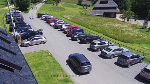 Horský hotel Čarták na Soláni - Hotel Čarták – parkoviště - 15.6.2025 v 11:55