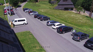Horský hotel Čarták na Soláni - Hotel Čarták – parkoviště - 15.6.2025 v 14:55