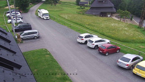 Horský hotel Čarták na Soláni - Hotel Čarták – parkoviště - 16.6.2025 v 13:55