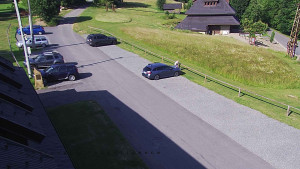 Horský hotel Čarták na Soláni - Hotel Čarták – parkoviště - 23.6.2025 v 17:10