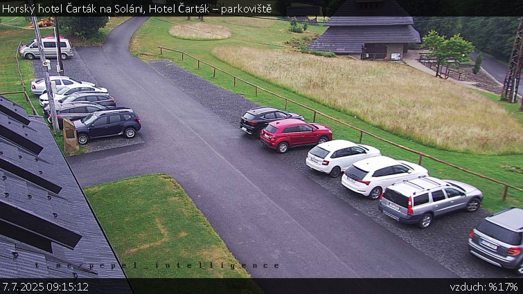 Horský hotel Čarták na Soláni - Hotel Čarták – parkoviště - 7.7.2025 v 09:15 Horský hotel Čarták na Soláni - Hotel Čarták – parkoviště - 7.7.2025 v 09:15