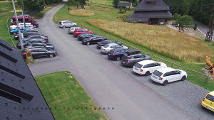 Horský hotel Čarták na Soláni - Hotel Čarták – parkoviště - 12.7.2025 v 13:40
