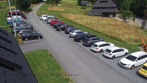 Horský hotel Čarták na Soláni - Hotel Čarták – parkoviště - 12.7.2025 v 14:15