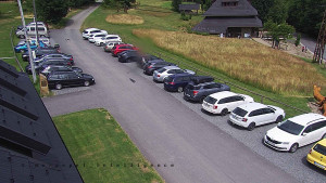 Horský hotel Čarták na Soláni - Hotel Čarták – parkoviště - 12.7.2025 v 14:30