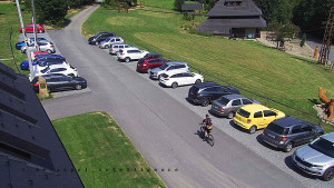 Horský hotel Čarták na Soláni - Hotel Čarták – parkoviště - 15.8.2025 v 14:15