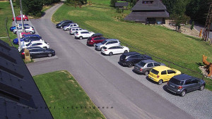 Horský hotel Čarták na Soláni - Hotel Čarták – parkoviště - 15.8.2025 v 14:20