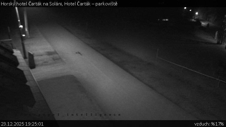 Horský hotel Čarták na Soláni - Hotel Čarták – parkoviště - 23.12.2025 v 19:25