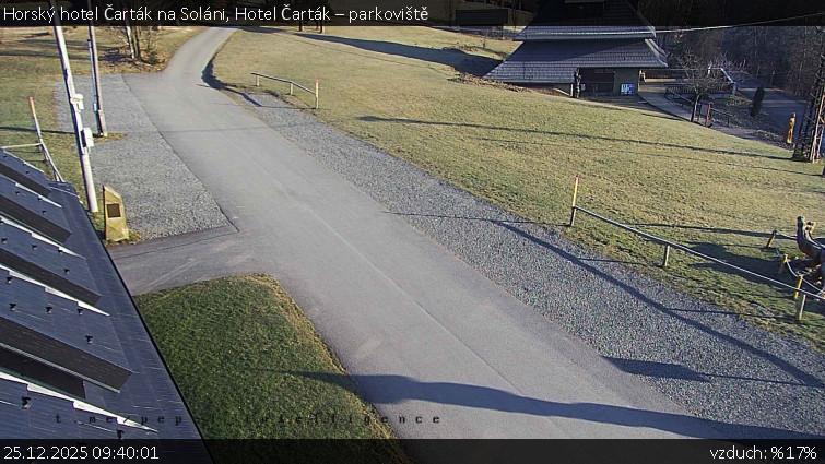Horský hotel Čarták na Soláni - Hotel Čarták – parkoviště - 25.12.2025 v 09:40