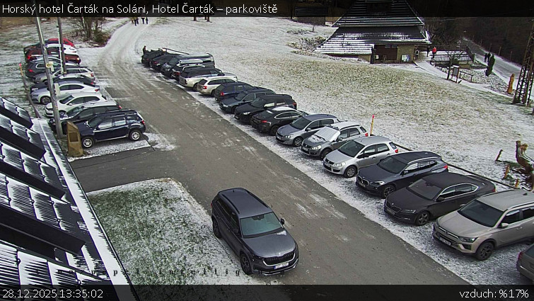 Horský hotel Čarták na Soláni - Hotel Čarták – parkoviště - 28.12.2025 v 13:35