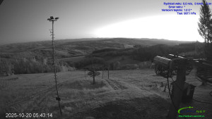 Lyžařský areál Mikulčin vrch - Sjezdovka Lopata - 20.10.2025 v 06:45
