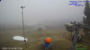 Lyžařský areál Mikulčin vrch - Sjezdovka Lopata - 14.12.2025 v 09:15 Lyžařský areál Mikulčin vrch - Sjezdovka Lopata - 14.12.2025 v 09:15