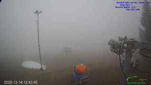 Lyžařský areál Mikulčin vrch - Sjezdovka Lopata - 14.12.2025 v 12:45 Lyžařský areál Mikulčin vrch - Sjezdovka Lopata - 14.12.2025 v 12:45