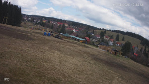 Ski areál Velflink Pernink - Sjezdovka - 16.4.2026 v 12:45