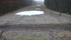 Skiareál Klepáčov - Červená sjezdovka - 14.12.2025 v 12:15 Skiareál Klepáčov - Červená sjezdovka - 14.12.2025 v 12:15