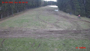 Skiareál Klepáčov - Červená sjezdovka - 26.4.2026 v 06:45